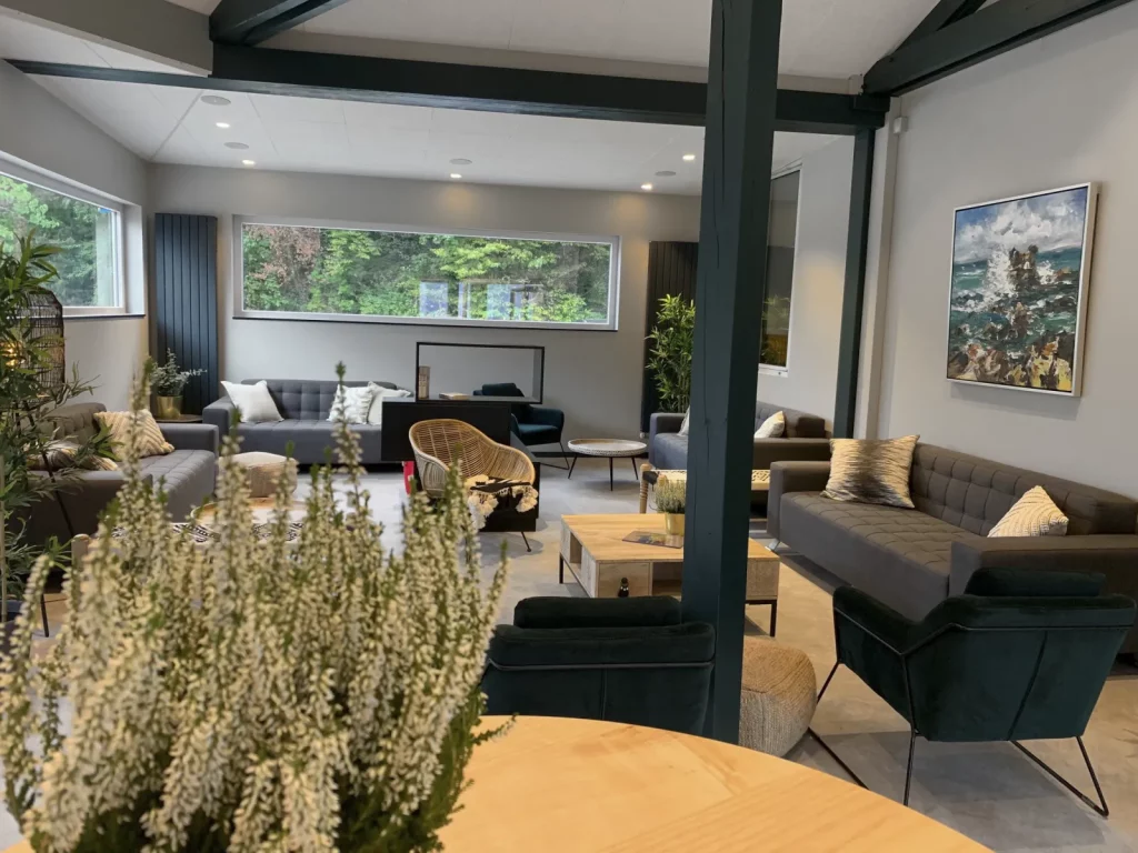 Realisation-eglise-arc_en_ciel-renovation-christins-home-design-10 Eglise Arc-en-Ciel rénovation par Christin's Home Design