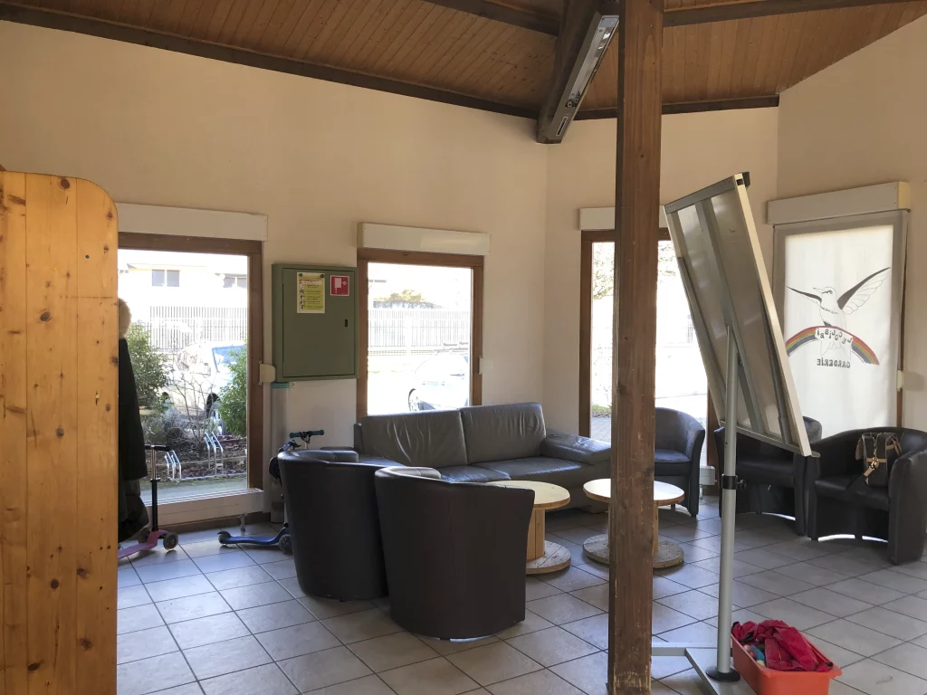 Realisation-eglise-arc_en_ciel-renovation-christins-home-design-11 Eglise Arc-en-Ciel rénovation par Christin's Home Design