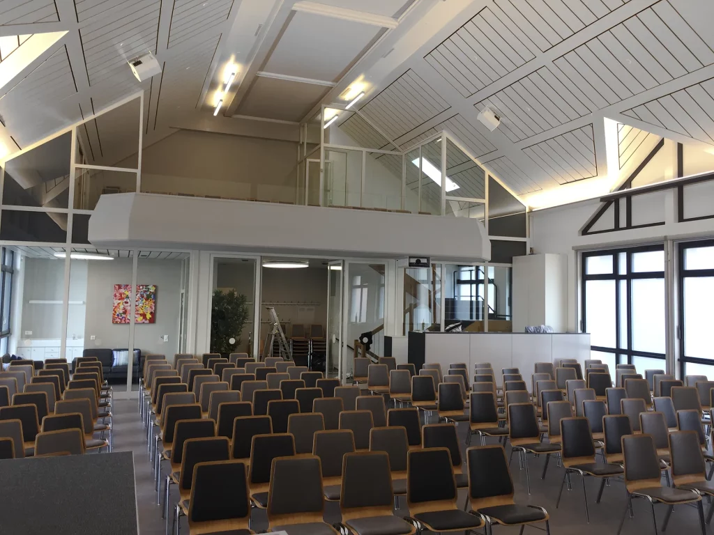 Realisation-eglise-la_fraternelle-renovation-christins-home-design-07 Eglise La Fraternelle rénovation par Christin's Home Design