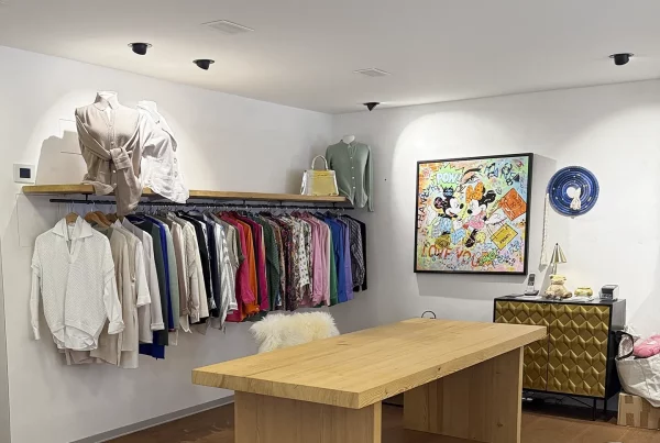 Agencement de magasin de luxe par Christin's Home Design