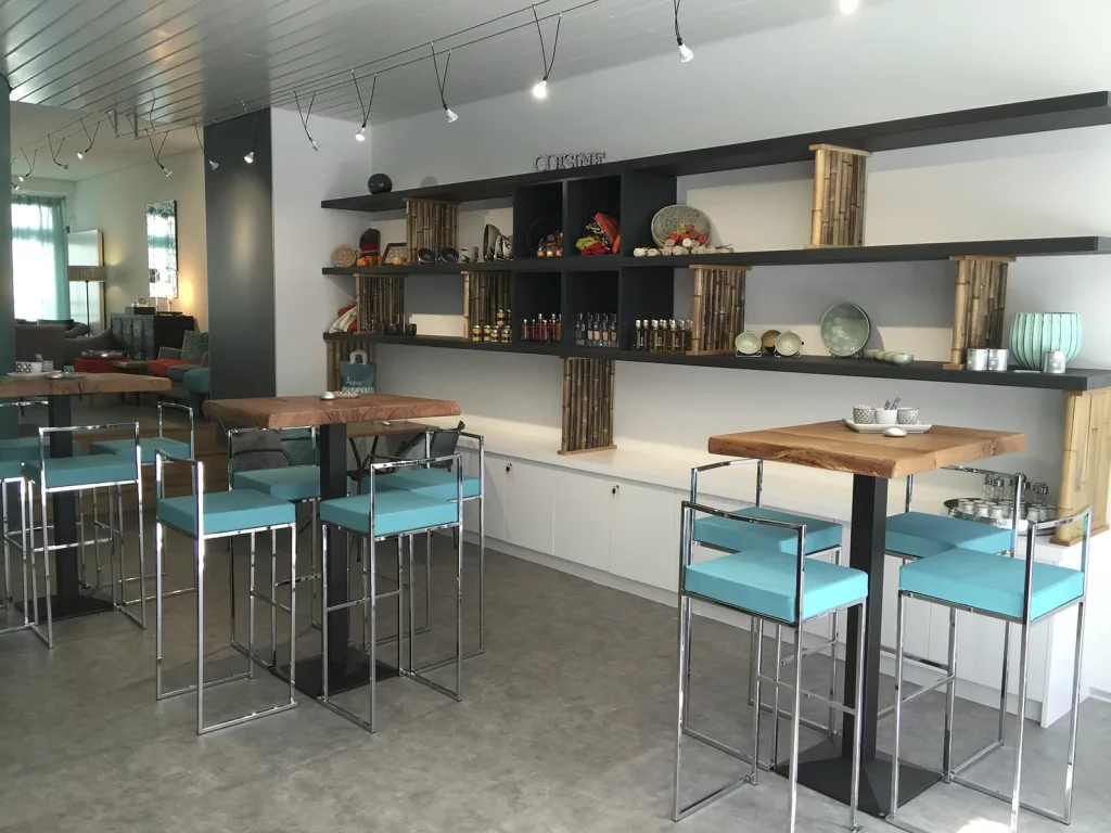 Realisation-cafe_des_arts-renovation-christins-home-design-09 Café des arts - Christine's Home Design